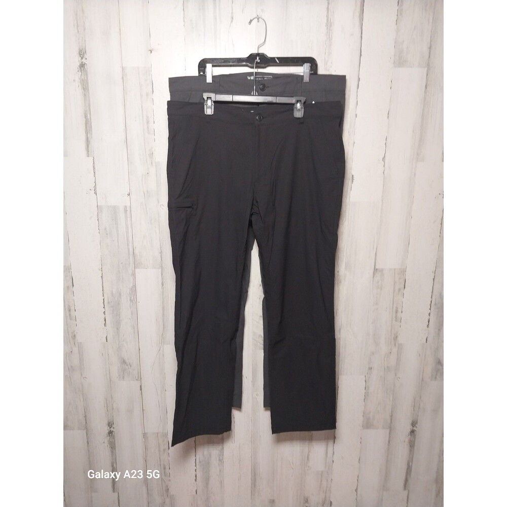 UB Tech Mens Cargo Utility Pants Size 40x34 Classic Fit Lot Of 2 Gorpcore Hiking